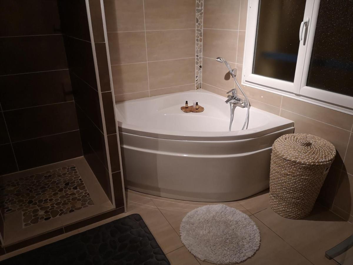 Un Instant Avec Vous Apartment *